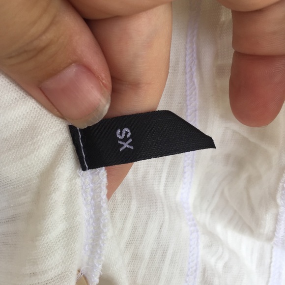 NEW ANTHRO Maeve Poinsot Ruffle-Back Cream Tank XS - Picture 15 of 16